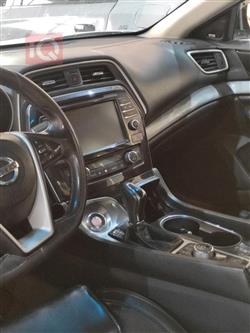 Nissan Maxima
